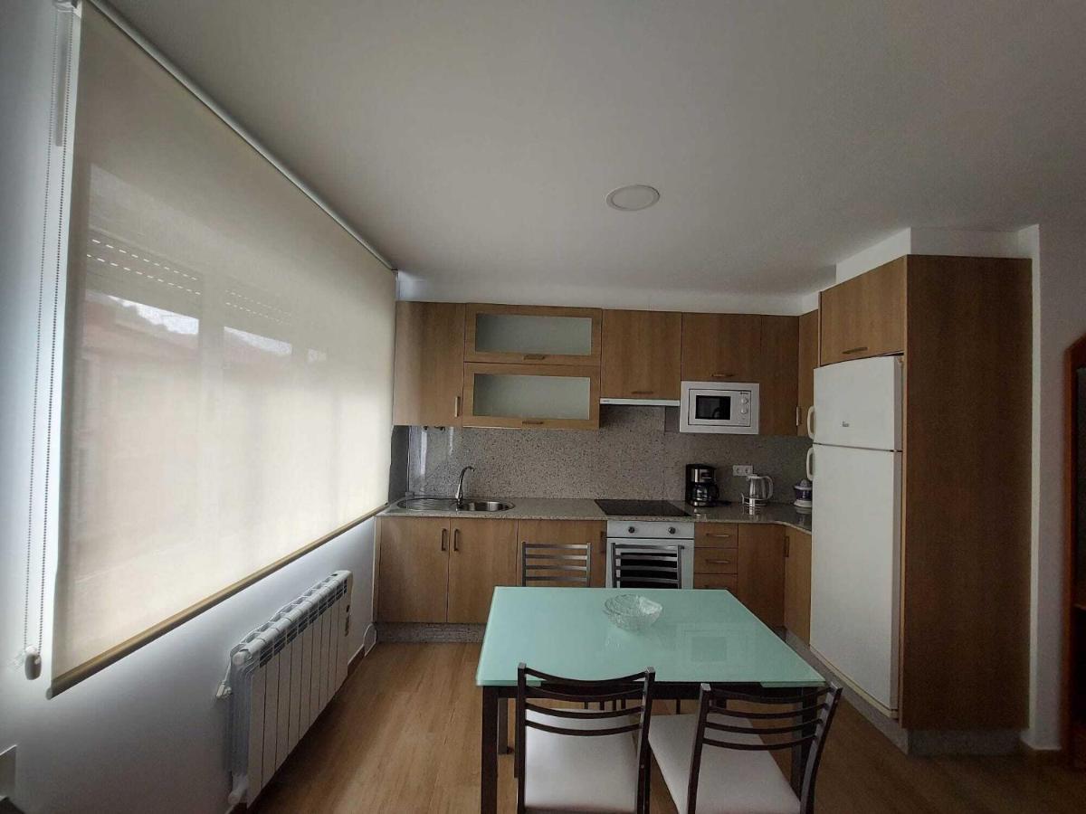 Apartamentos Olimpo Celta-Apart Laura O Pindo Exteriör bild